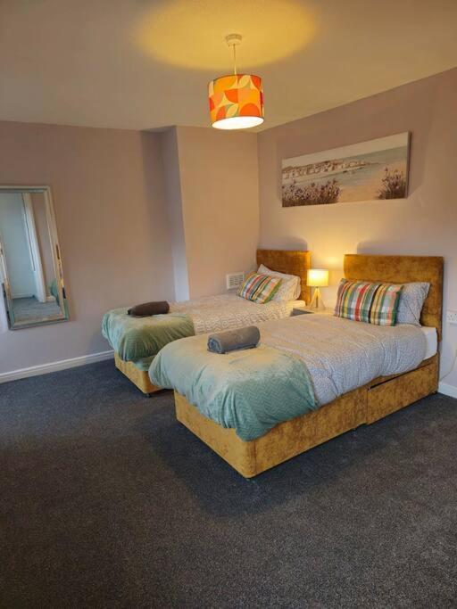 Swankyhome4groups/contractors/m6 Hébergement de vacances *