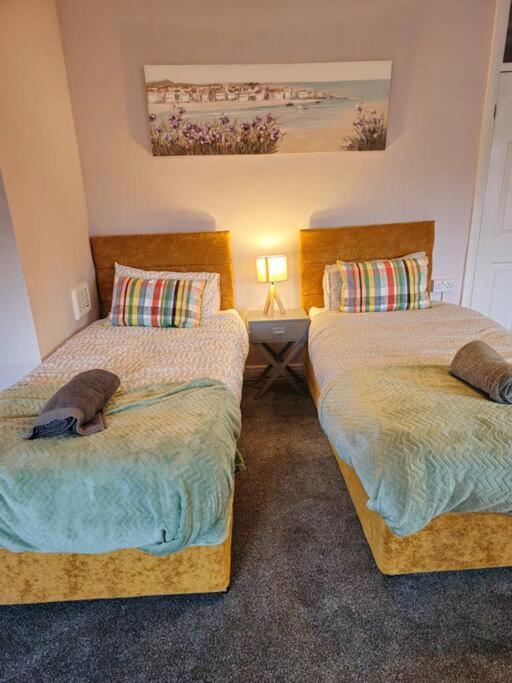 Swankyhome4groups/contractors/m6 Hébergement de vacances *